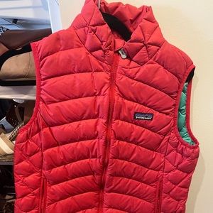 Patagonia Womens Puff Vest - size M